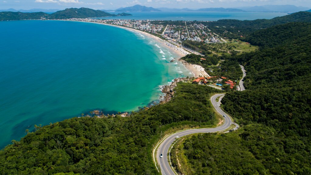 Apartamentos na planta em bombinhas