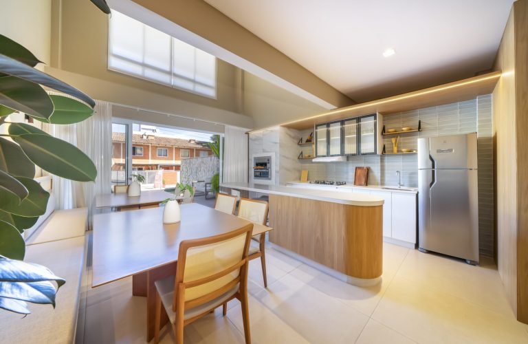 Reserva Mariscal Residencial - 150m da Praia de Mariscal