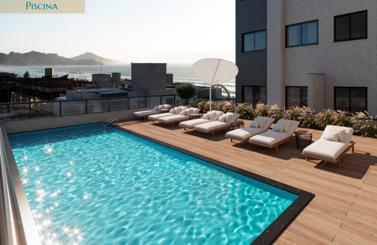 área de lazer com piscina em Bombinhas